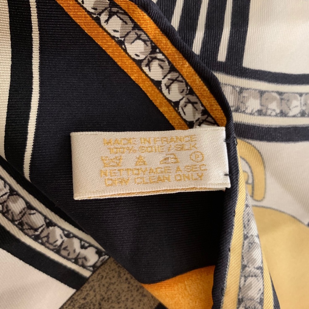 Authentic must de Cartier silk scarf - Picture 7 of 7